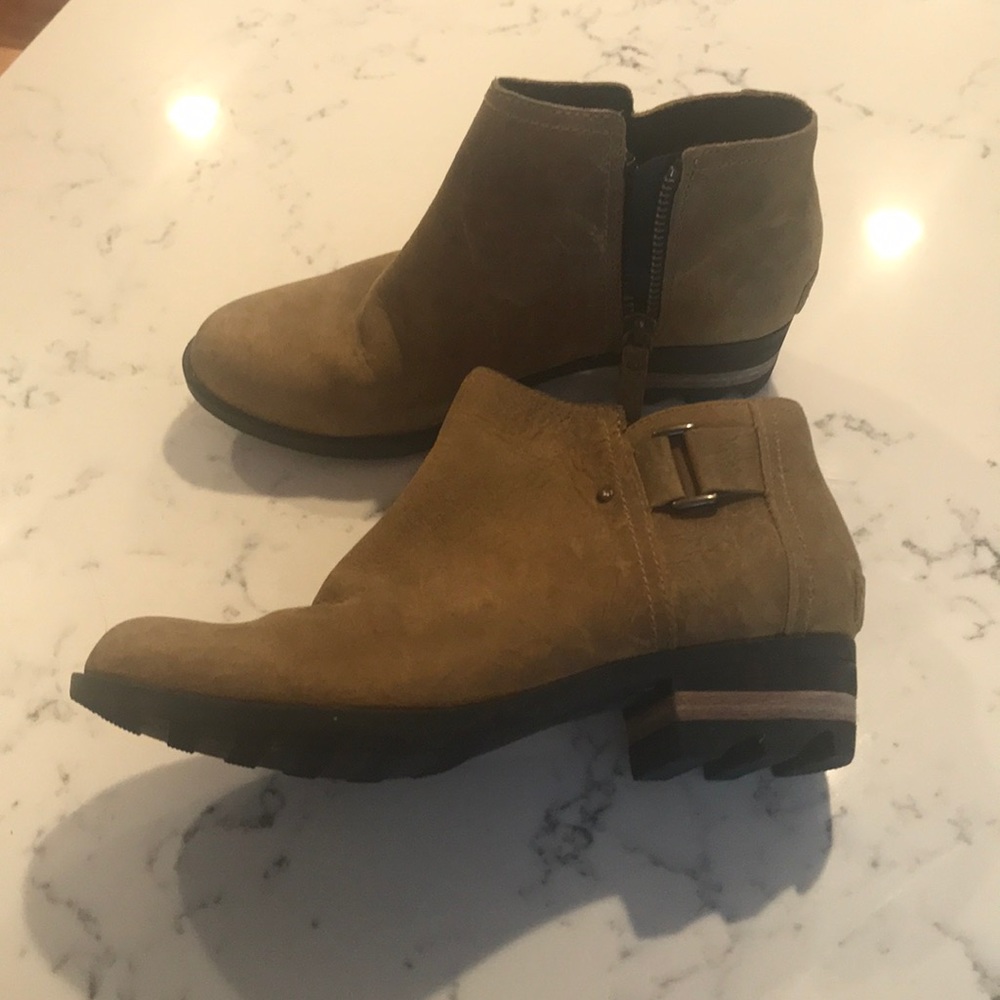 Sorel booties! Unique gold color